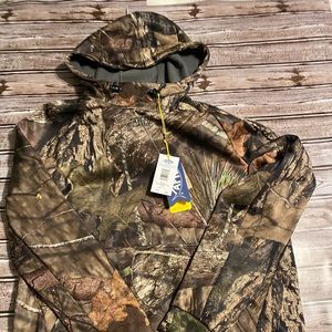 Aftco men’s hoodie